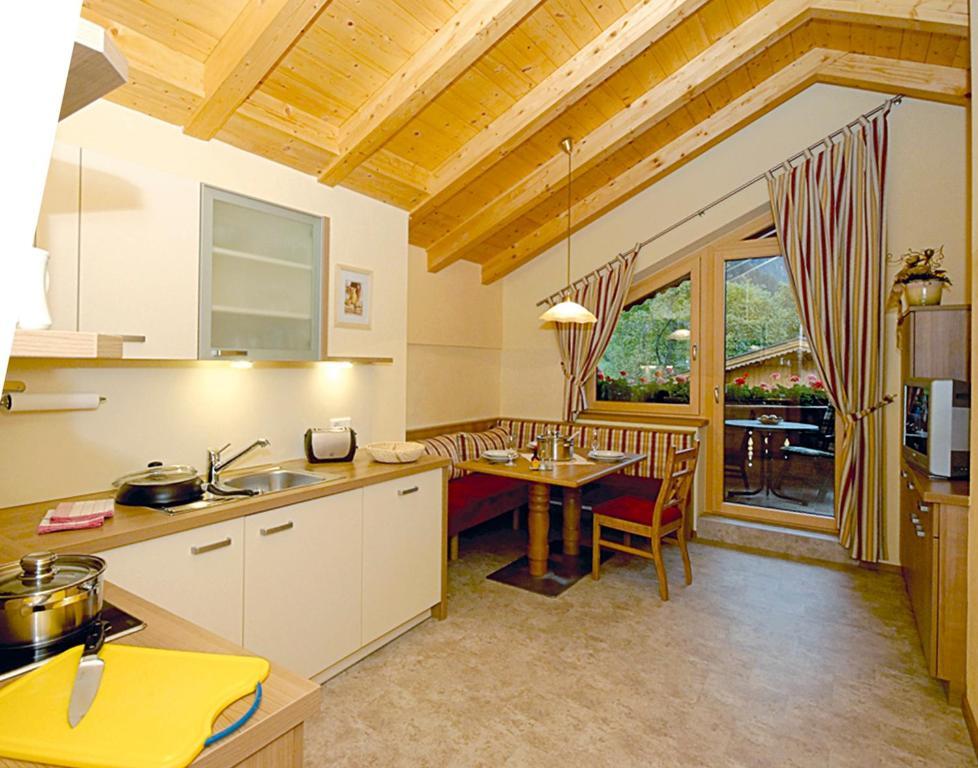 Appartement Zottl Mayrhofen Oda fotoğraf